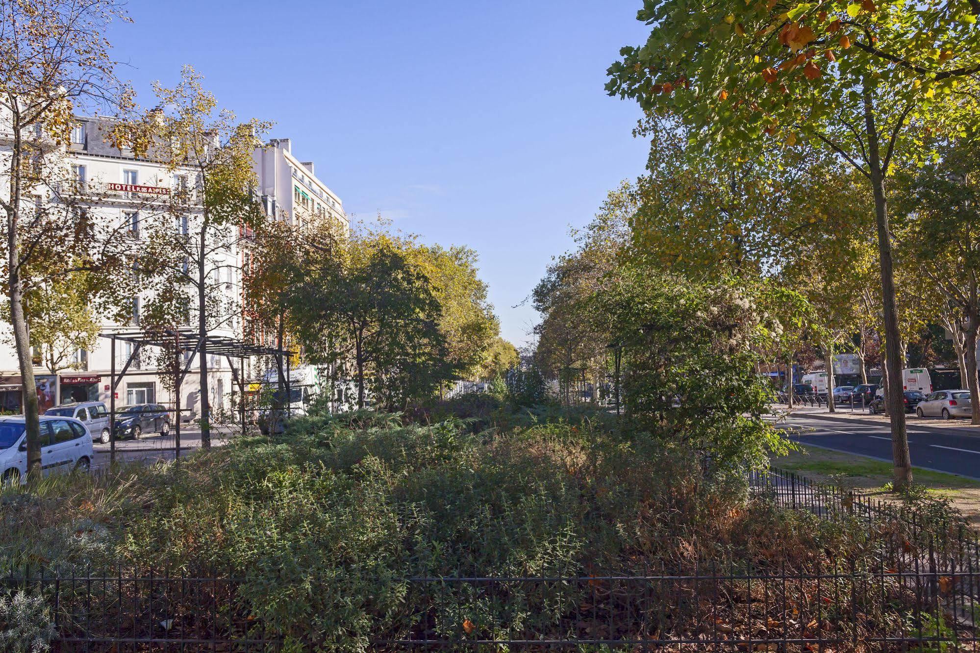 Hotel De La Place Des Alpes Paris Eksteriør billede